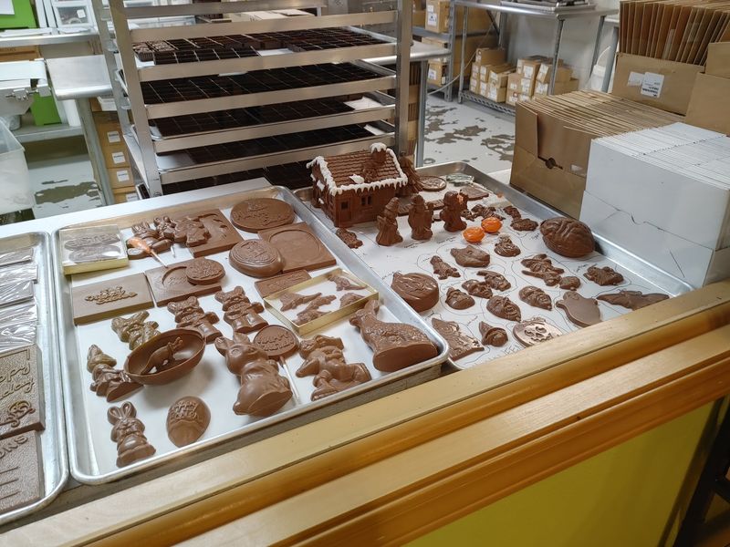 Custom Chocolate Bars That Make Easy Gifts