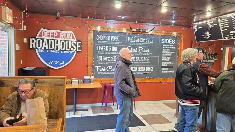 Deep Run Roadhouse, Smoke Meets Salsa in Henrico Deep Run Roadhouse, Smoke Meets Salsa in Henrico