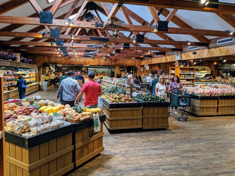 Delicious Orchards, Colts Neck