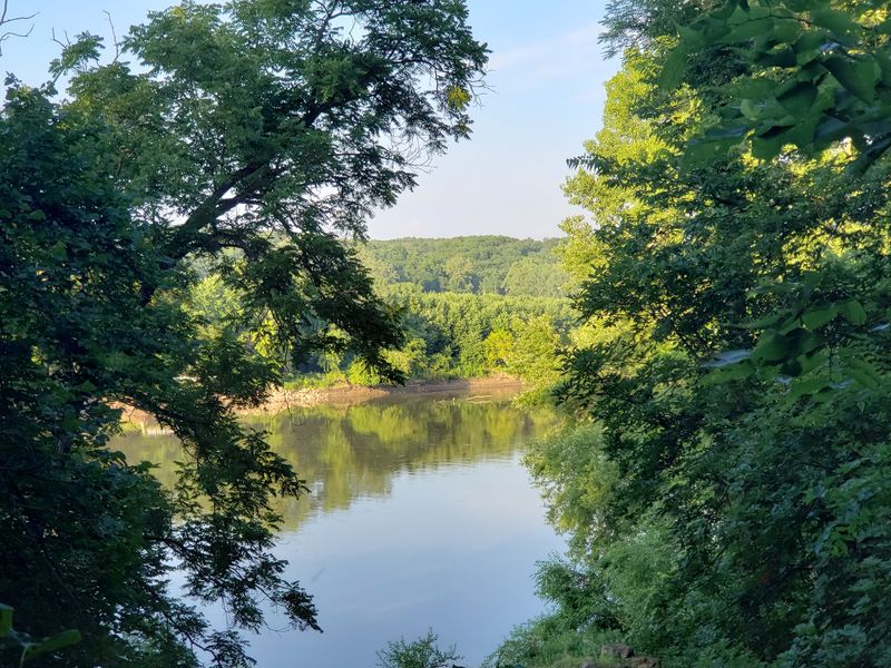 Des Moines River Frontage And Quiet Trails