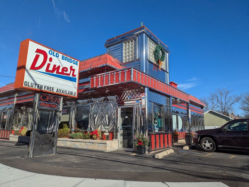 Diner Booths and All-Day Pancakes
