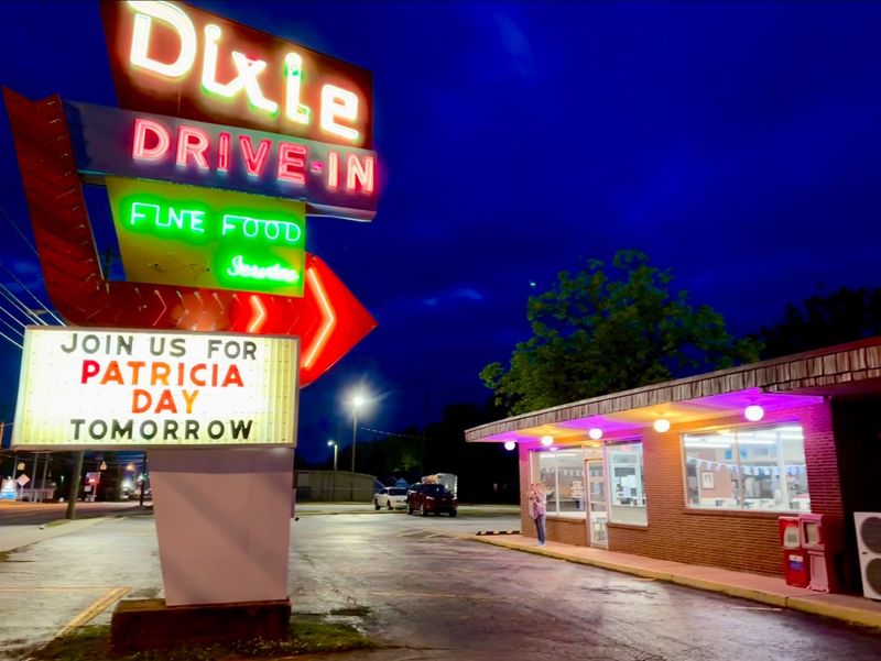 Dixie Drive In, Greenwood