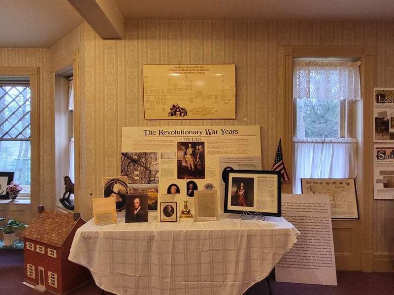 Docent-Led Tours Worth Planning Around Docent-Led Tours Worth Planning Around