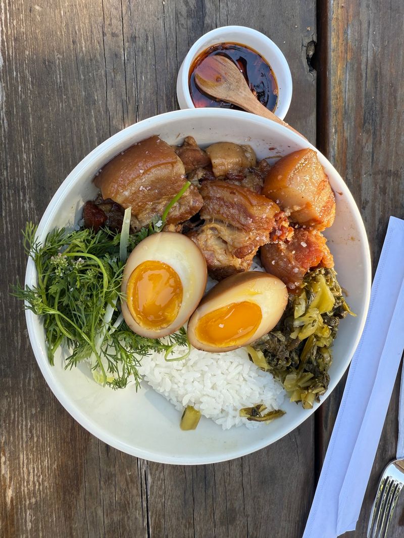 Duck stew that tastes like someone's kitchen at home
