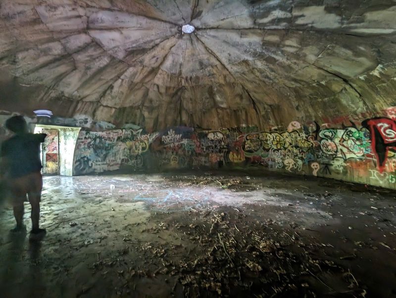 Echoes Inside the Concrete Domes