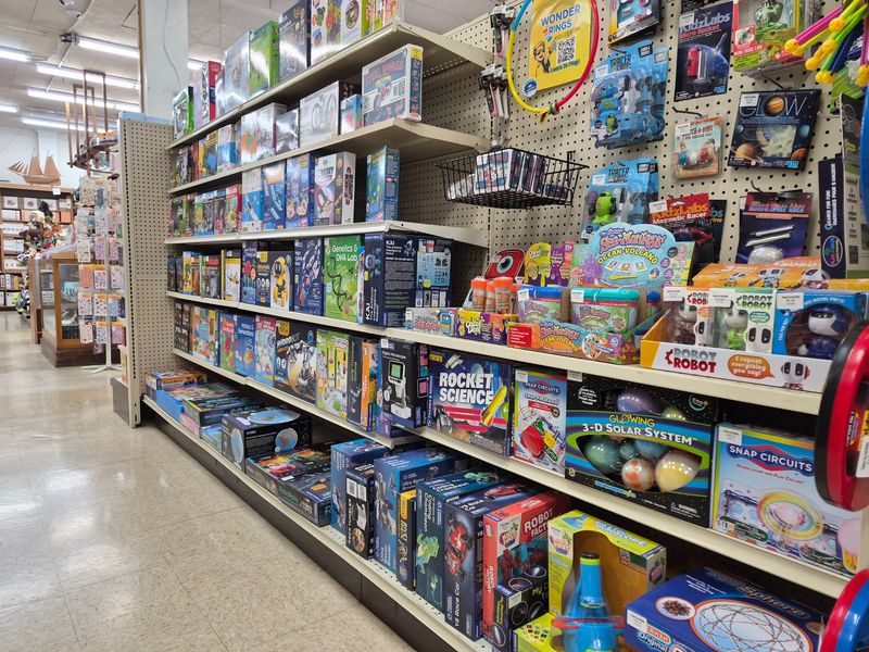 Eugene Toy & Hobby, Eugene, OR Eugene Toy & Hobby, Eugene, OR