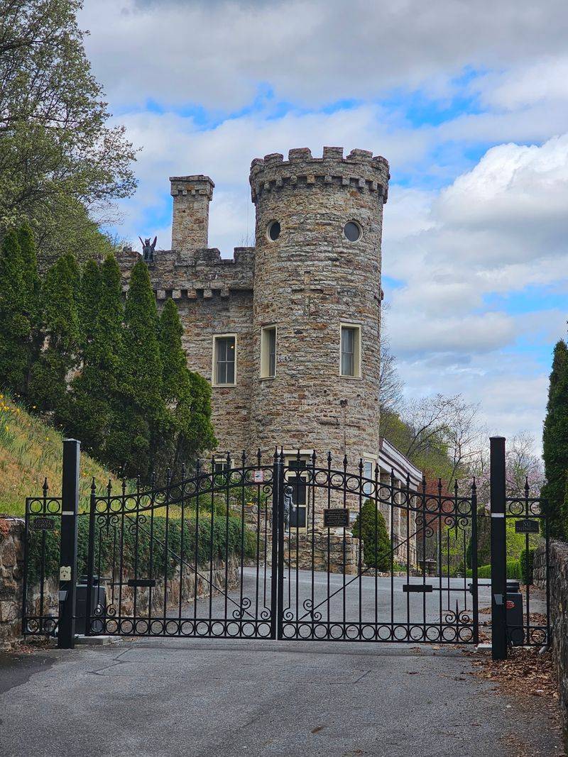 Festivals, the Castle, and Extra Sights