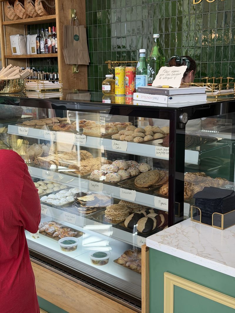 Finding Your Way To Dolce Napoli Finding Your Way To Dolce Napoli