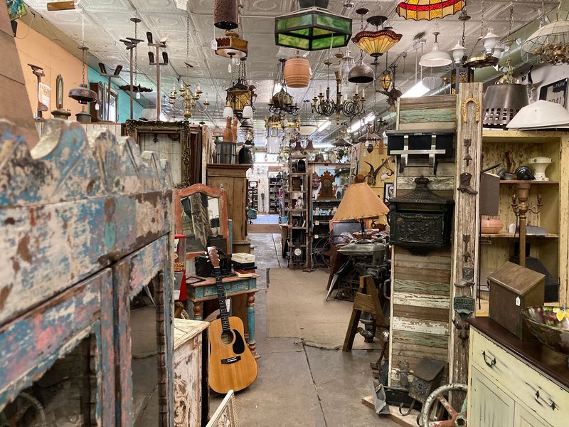 Four Corners of Warehouses That Bend Time Four Corners of Warehouses That Bend Time