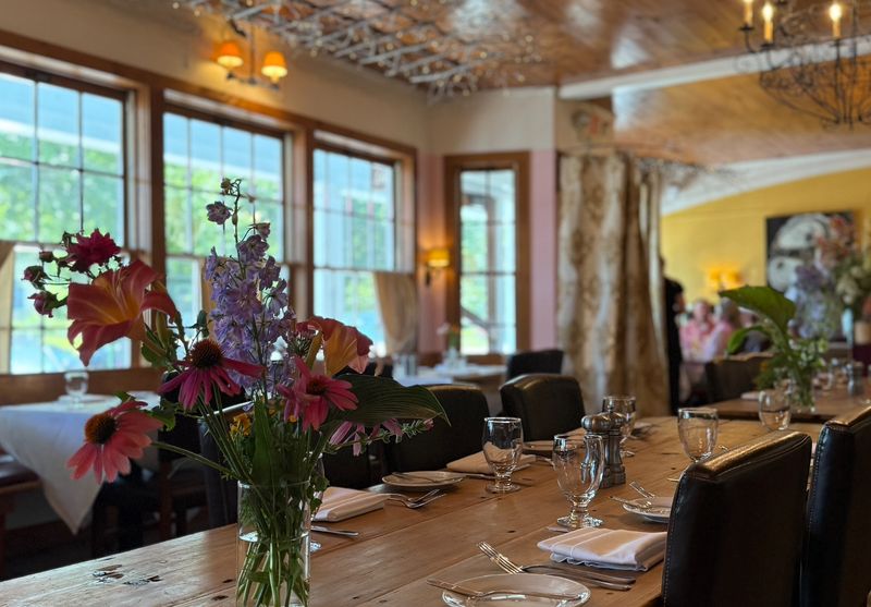 French Classics Done Without Fuss French Classics Done Without Fuss