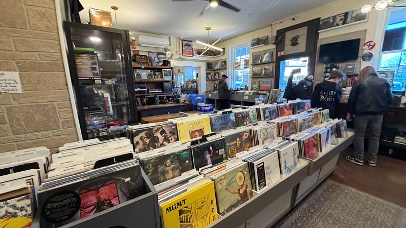 Fresh Finds Hit the Floor Every Day