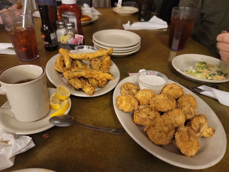 Fried Chicken, Frog Legs, and Other Hot-Bar Surprises Fried Chicken, Frog Legs, and Other Hot-Bar Surprises