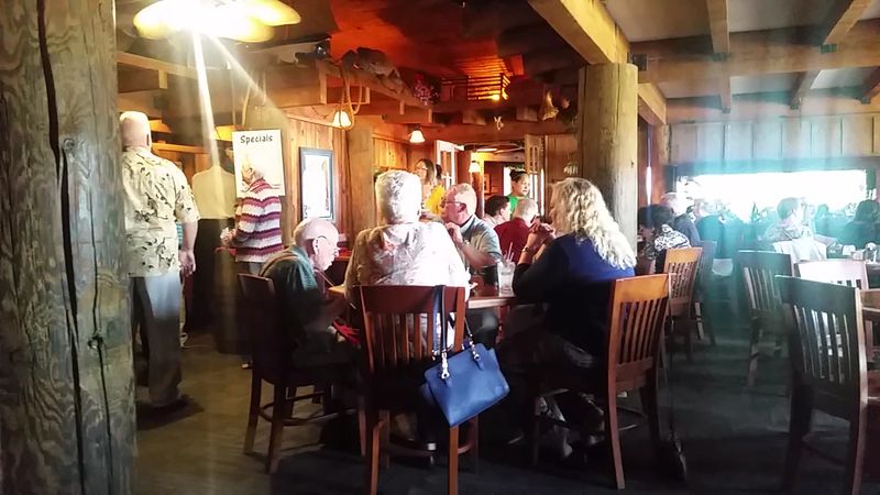 Friendly Service and a Relaxed Crowd Friendly Service and a Relaxed Crowd