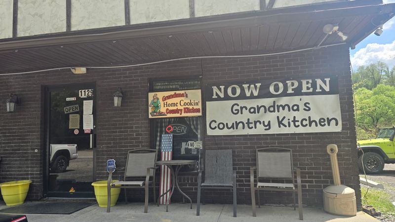 From Old Tavern To Beloved Breakfast Haunt