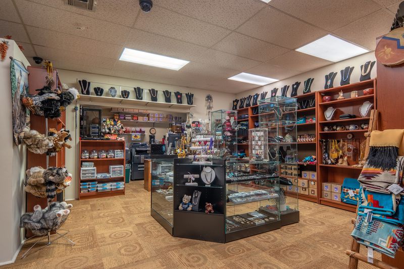 Gift Shop Treasures by Chickasaw Artists Gift Shop Treasures by Chickasaw Artists