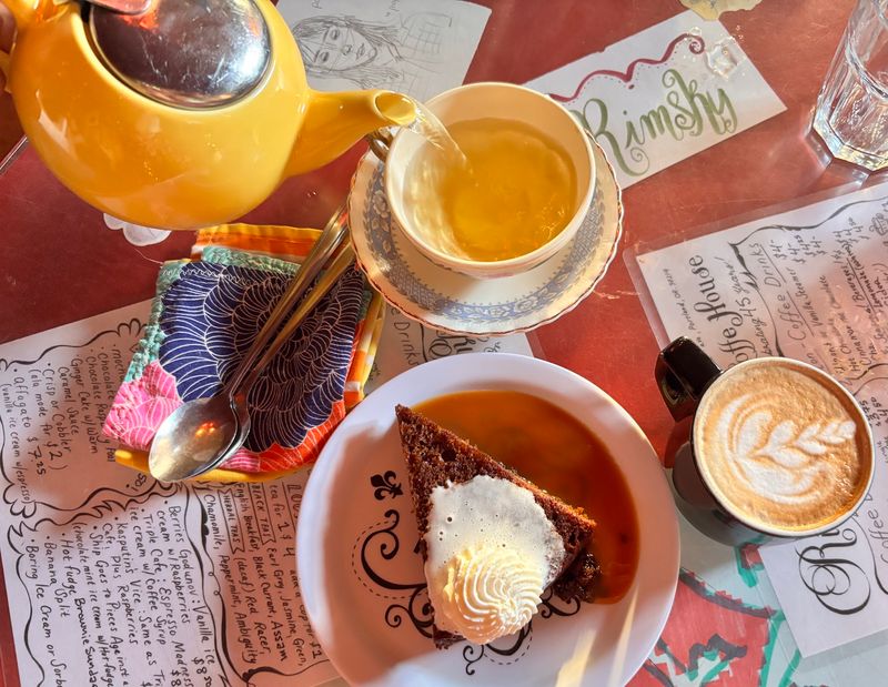 Ginger Cake With Warm Caramel Sauce, The One Everybody Orders