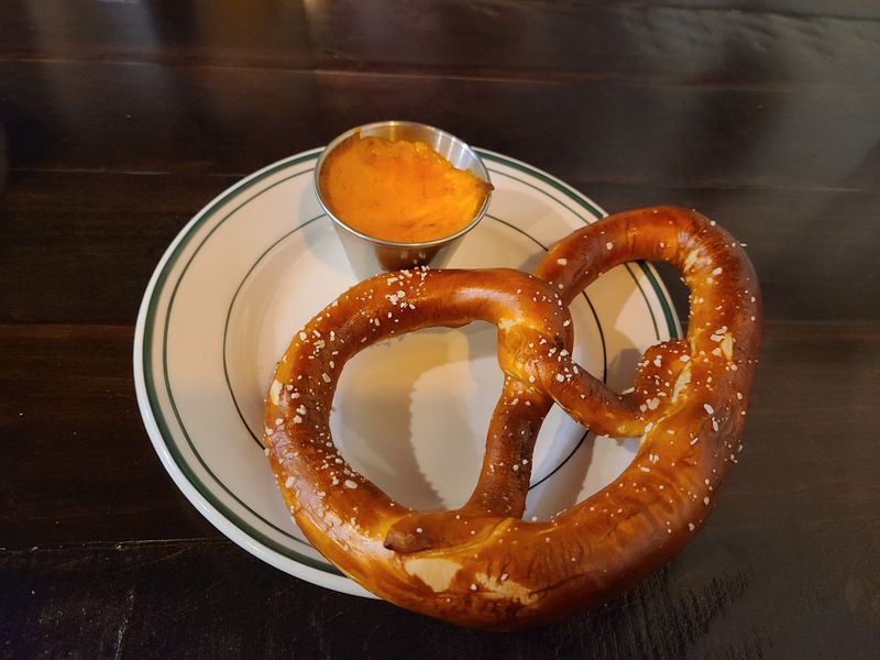 Hand-Rolled Pretzels and Beer Cheese Worth the Wait Hand-Rolled Pretzels and Beer Cheese Worth the Wait