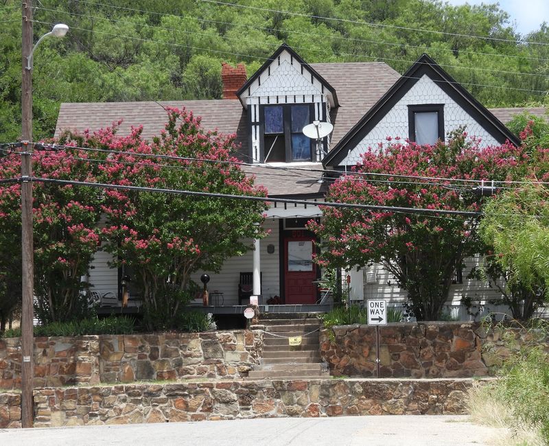 Haunted Hill House, Mineral Wells Haunted Hill House, Mineral Wells