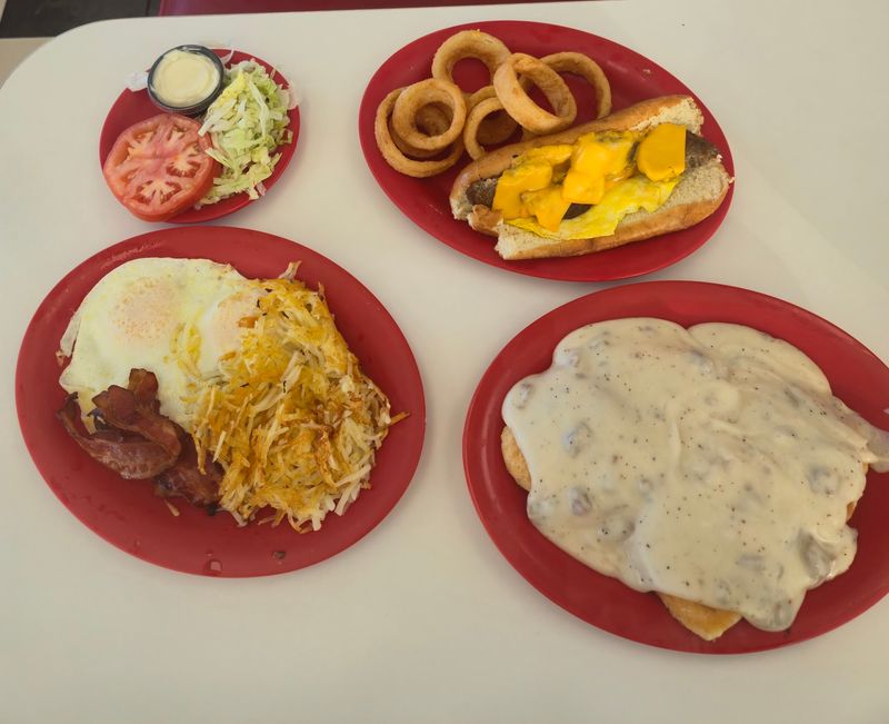 Hearty Home Cooking On Every Plate Hearty Home Cooking On Every Plate