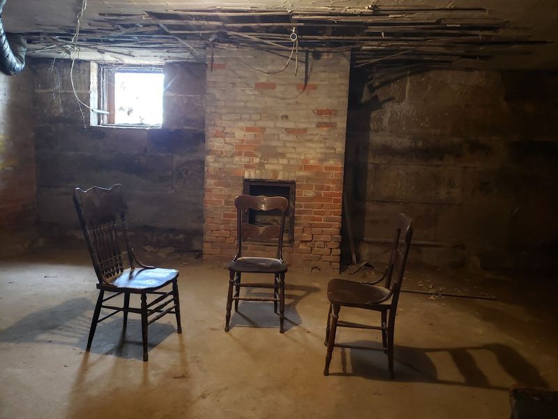 Hidden Spaces, Tunnel Myths, and What Restorers Actually Found
