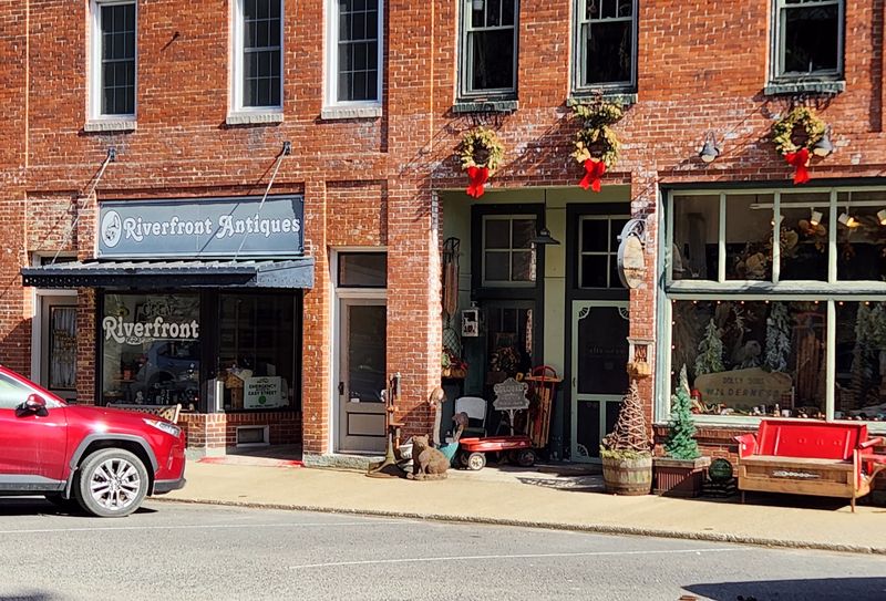 Historic Storefronts With New Life Historic Storefronts With New Life