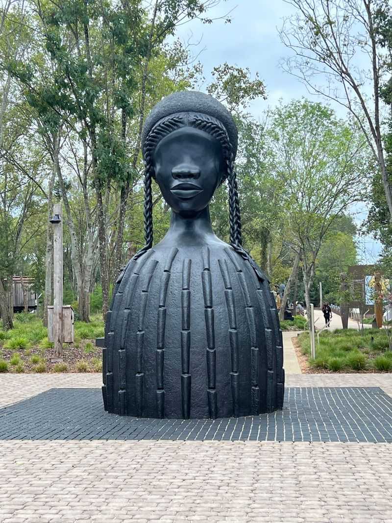 History Told From the Perspective of Those Who Lived It