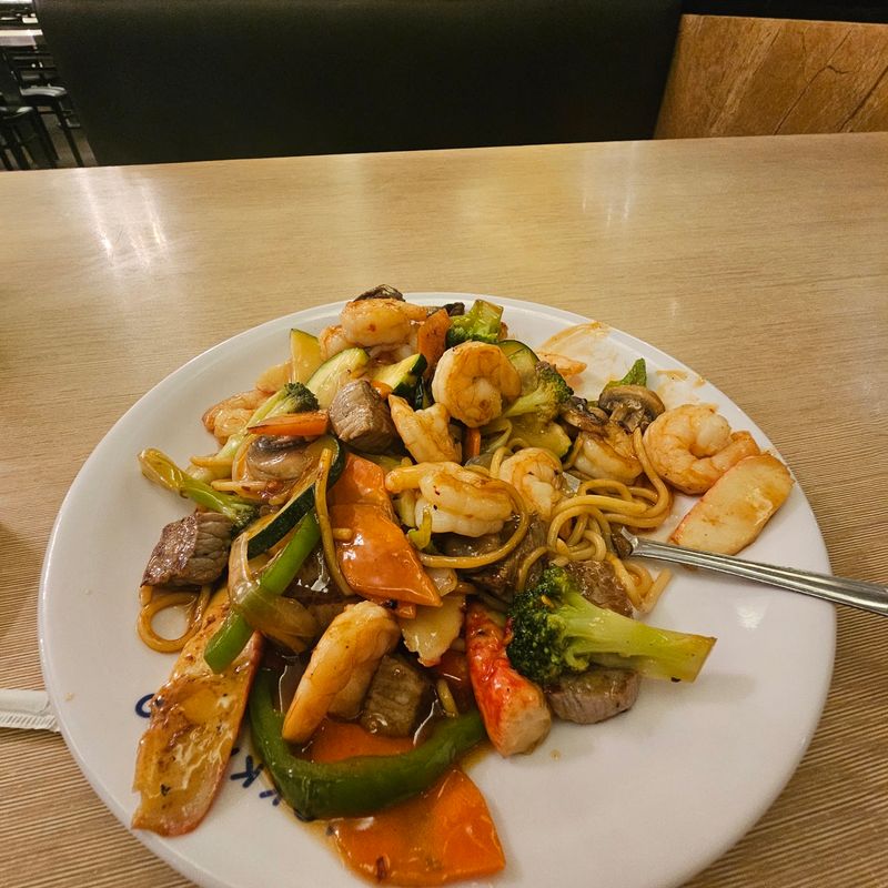 Hot Dishes For The Folks Who Skip Seafood Hot Dishes For The Folks Who Skip Seafood