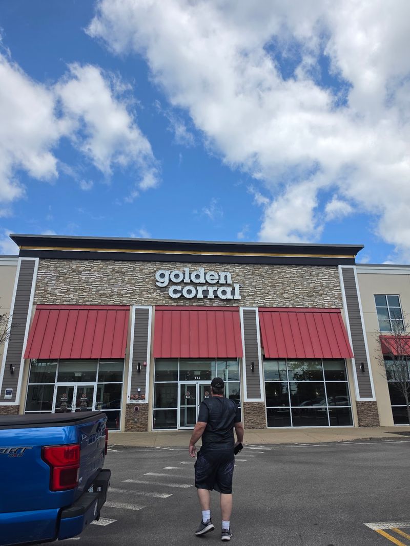 How to Find New England's Last Great Buffet Holdout