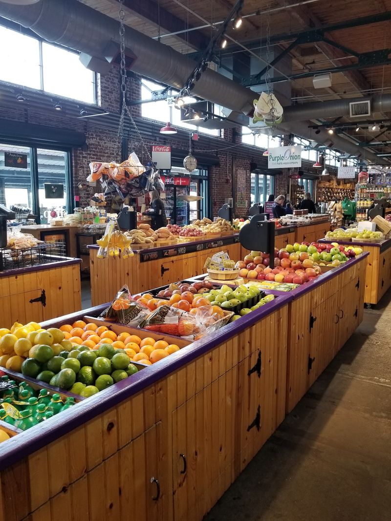 Indoor Stalls That Stay Warm All Winter Long Indoor Stalls That Stay Warm All Winter Long