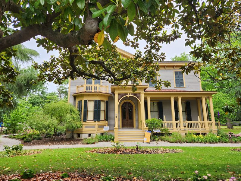 Italian Villa Charm on Hampton Street Italian Villa Charm on Hampton Street