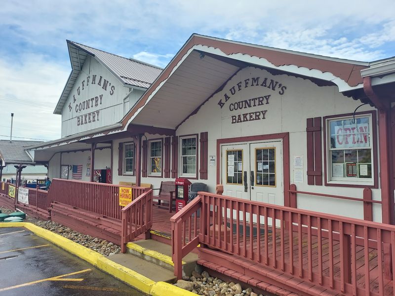 Kauffman's Country Bakery (Millersburg/Bunker Hill)
