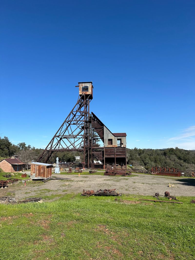 Kennedy Gold Mine, Jackson, A Mile Straight Down Kennedy Gold Mine, Jackson, A Mile Straight Down
