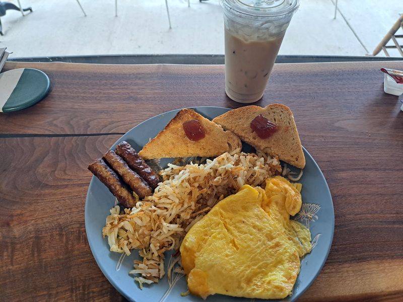 Lattes And Iced Coffee Worth Pulling Over For