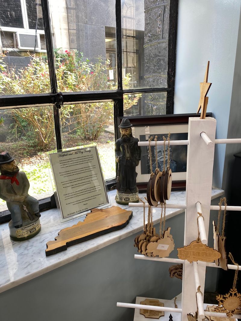 Local Art, Gifts, and Mountain-Made Goods Local Art, Gifts, and Mountain-Made Goods