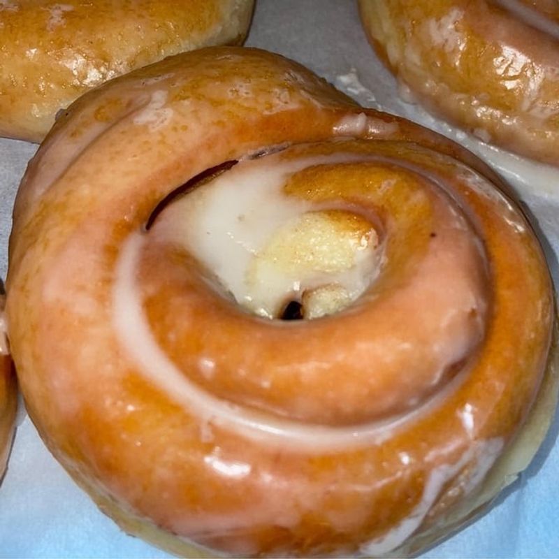 Maggie's Doughnuts Middlefield, Middlefield, OH Maggie's Doughnuts Middlefield, Middlefield, OH