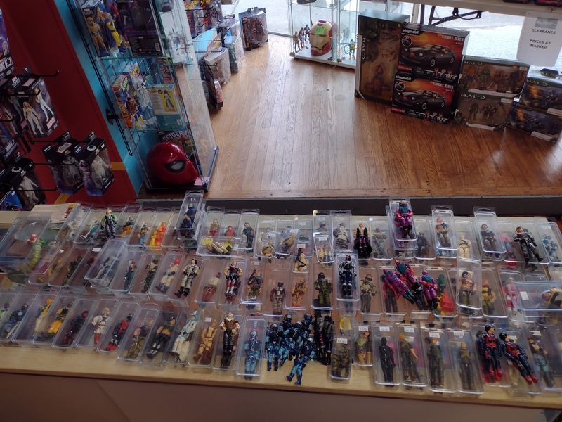 Marvel Legends, Black Series and Wrestling Aisles