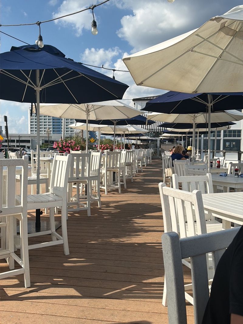 McLoone's Pier House, Long Branch McLoone's Pier House, Long Branch