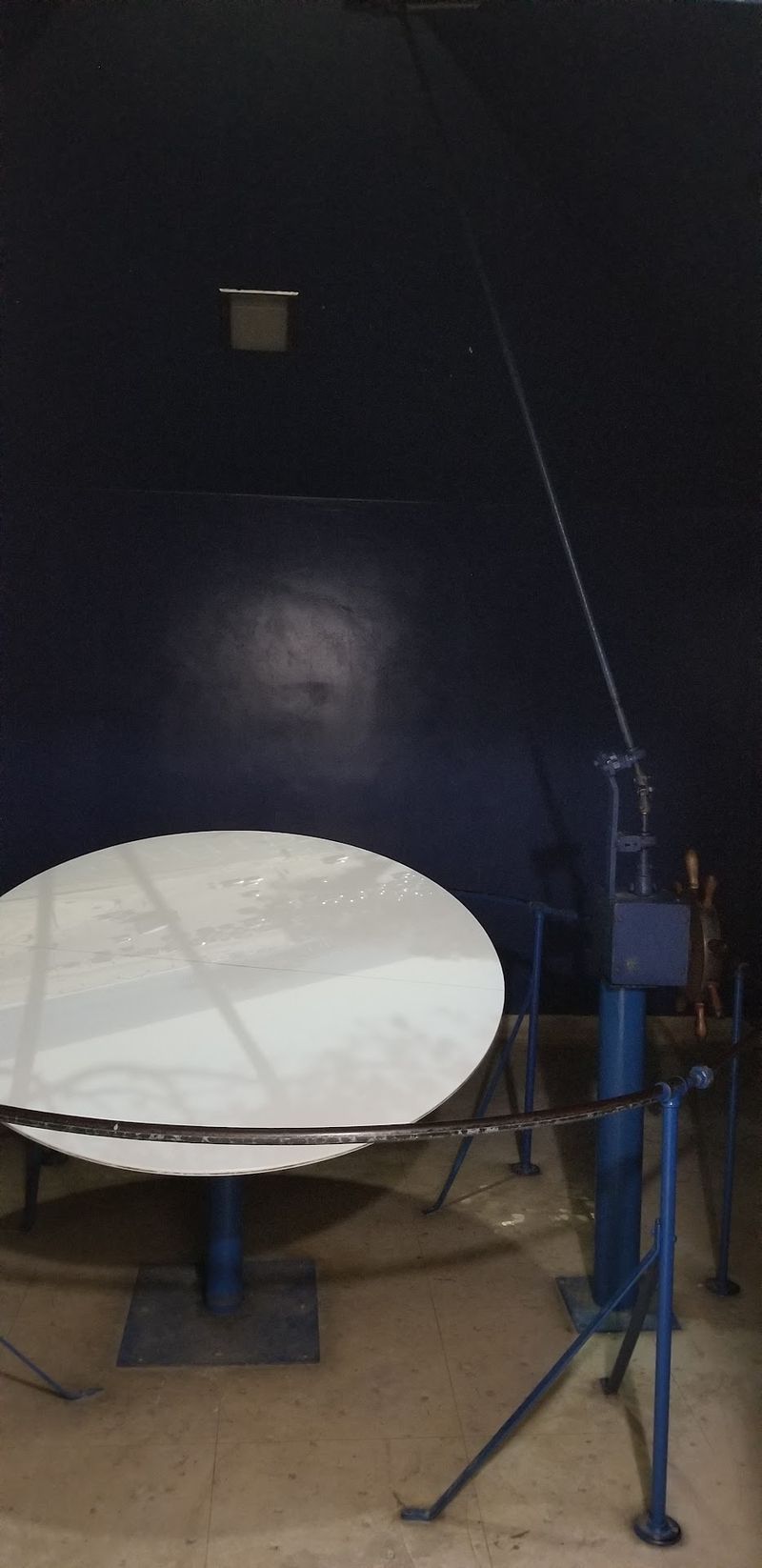 Mirrors, a Lens, and Zero Electricity Mirrors, a Lens, and Zero Electricity