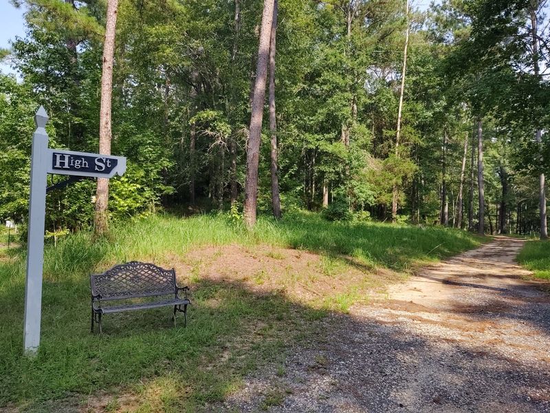 More Than 15 Miles of Trails for Boots, Bikes, and Horses
