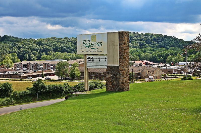 Nearly 16,000 Acres of Hills Waiting Right Outside Town Nearly 16,000 Acres of Hills Waiting Right Outside Town