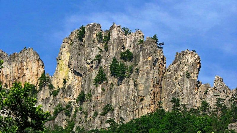 Night Climbs and Mountain Rescues Night Climbs and Mountain Rescues