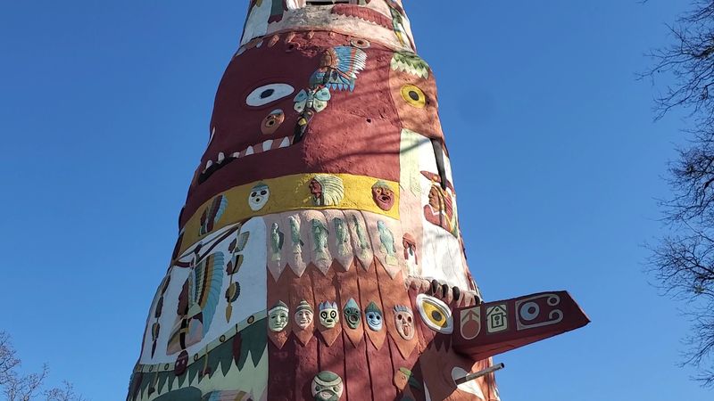 Nine Hollow Floors and a Cone Open to the Sky