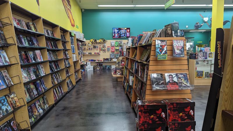Odin's Place, Comics, Games, Community