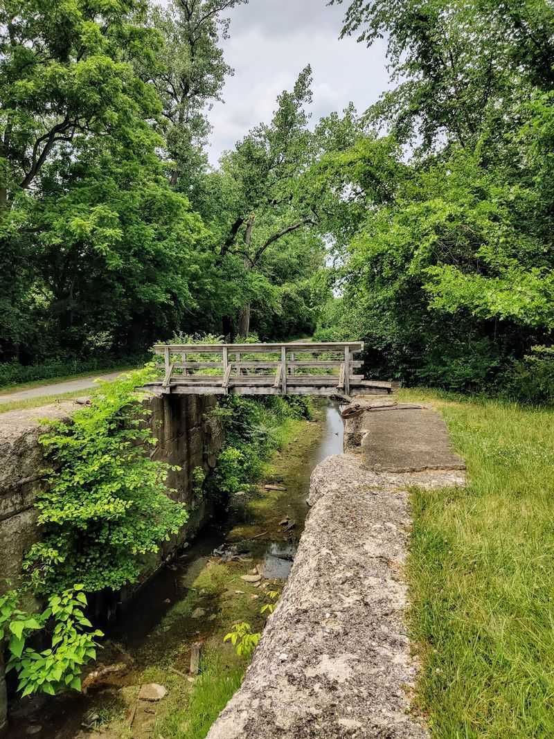 Ohio & Erie Canal Towpath Trail Ohio & Erie Canal Towpath Trail