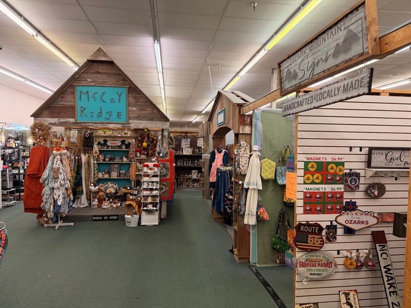 One Of Branson's Original Craft Malls One Of Branson's Original Craft Malls