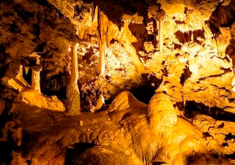 Oregon Caves National Monument & Preserve, Cave Junction