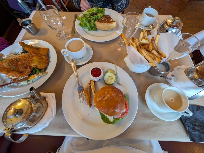 Pair Your Meal With a Regional Ramble Pair Your Meal With a Regional Ramble