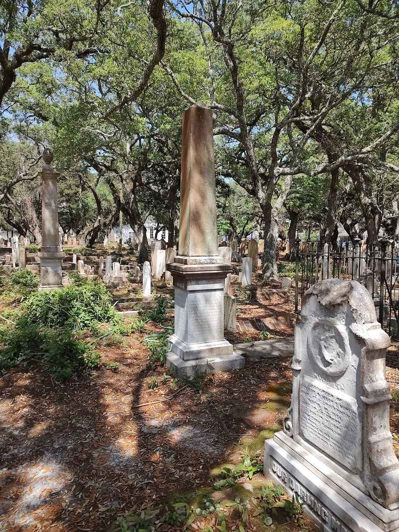 Pairing the Cemetery With the Rest of Beaufort