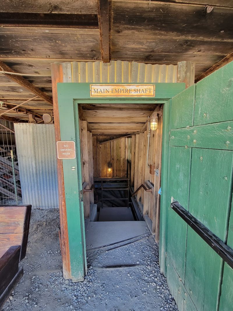 Peering Down the Shaft Where Miners Disappeared