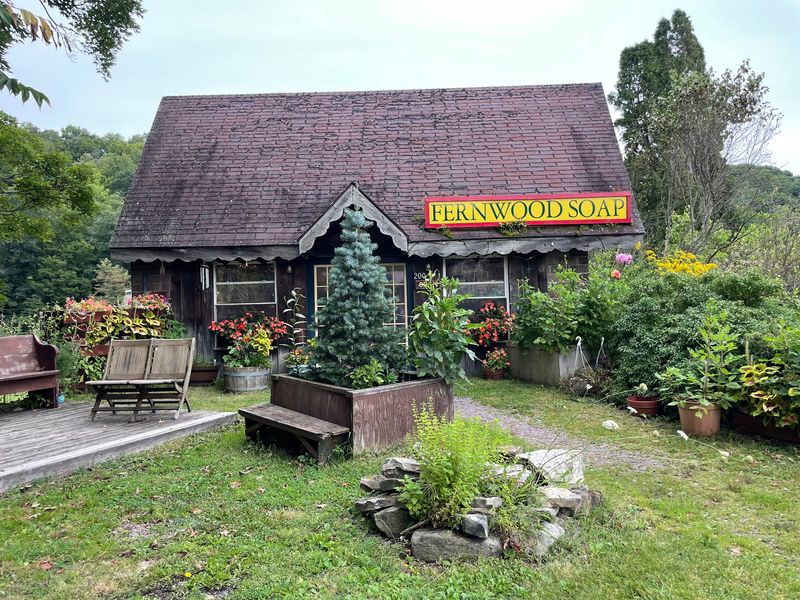 Penn Alps Restaurant & Craft Shop